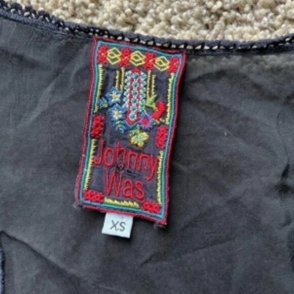 Black Johnny was embroidered dress - Picture 2 of 3